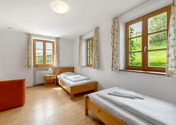Zweilindenhof Casa de hóspedes 3*