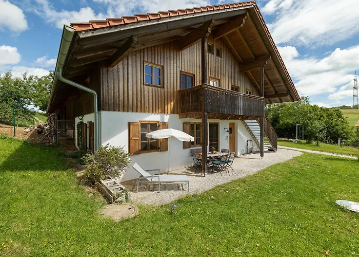 Zweilindenhof 3*