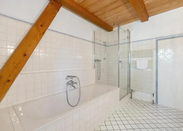 Casa de hóspedes Zweilindenhof 3*