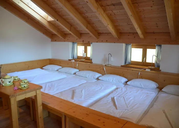 بيت ضيافة Zweilindenhof 3*