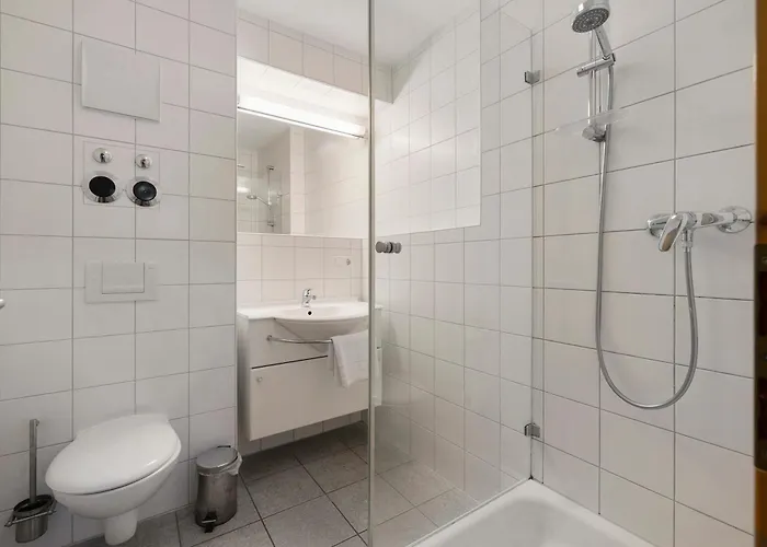 بيت ضيافة Zweilindenhof 3*